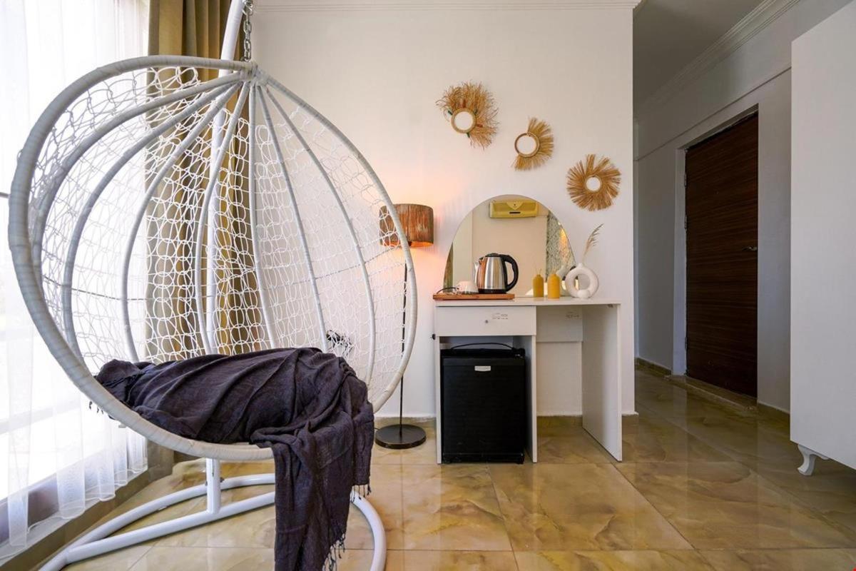 Belong Butik Otel Cesme Exterior photo